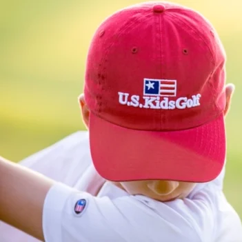 Aufgeteet wird bei den U. S. Kids Golf Local Tours International in über 100 Ländern | Bild: CAICON GmbH Aufgeteet wird bei den U. S. Kids Golf Local Tours International in über 100 Ländern | Bild: CAICON GmbH