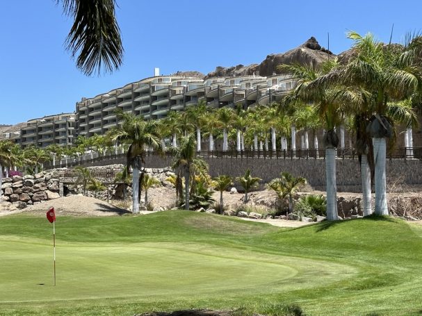 Anfi Tauro Golf | Blick zum Hotel