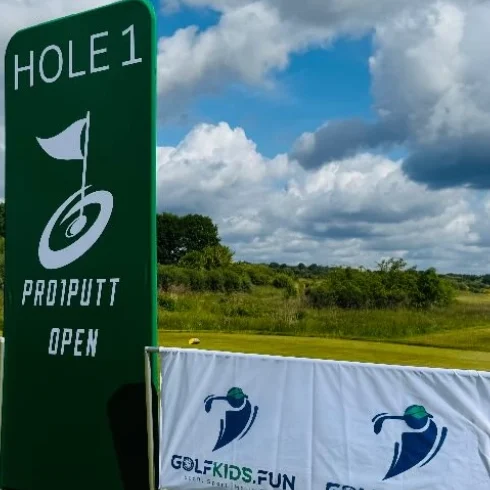 GOLFKIDS.FUN steht mit dir am ersten Abschlag der PRO1PUTT OPEN GOLFKIDS.FUN steht mit dir am ersten Abschlag der PRO1PUTT OPEN